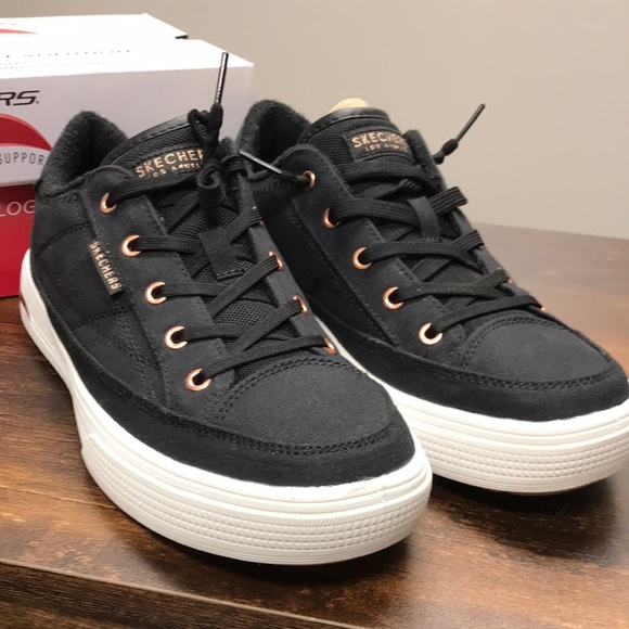 Skechers Shoes - Skechers ArchFit Sneaker